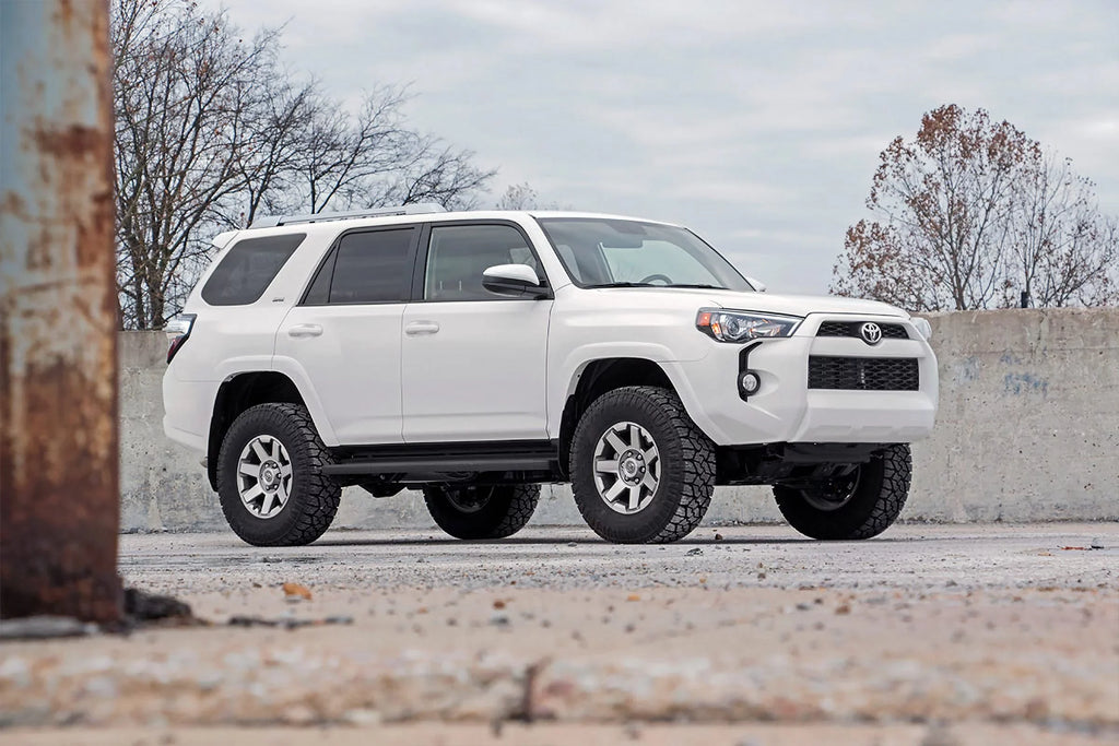 Rough Country 3" Lift Kit w/N3 Struts & Coils for 03-09 4Runner/07-14 FJ - 76031 Fits select: 2003-2009 4RUNNER, 2007-2014 FJ CRUISER