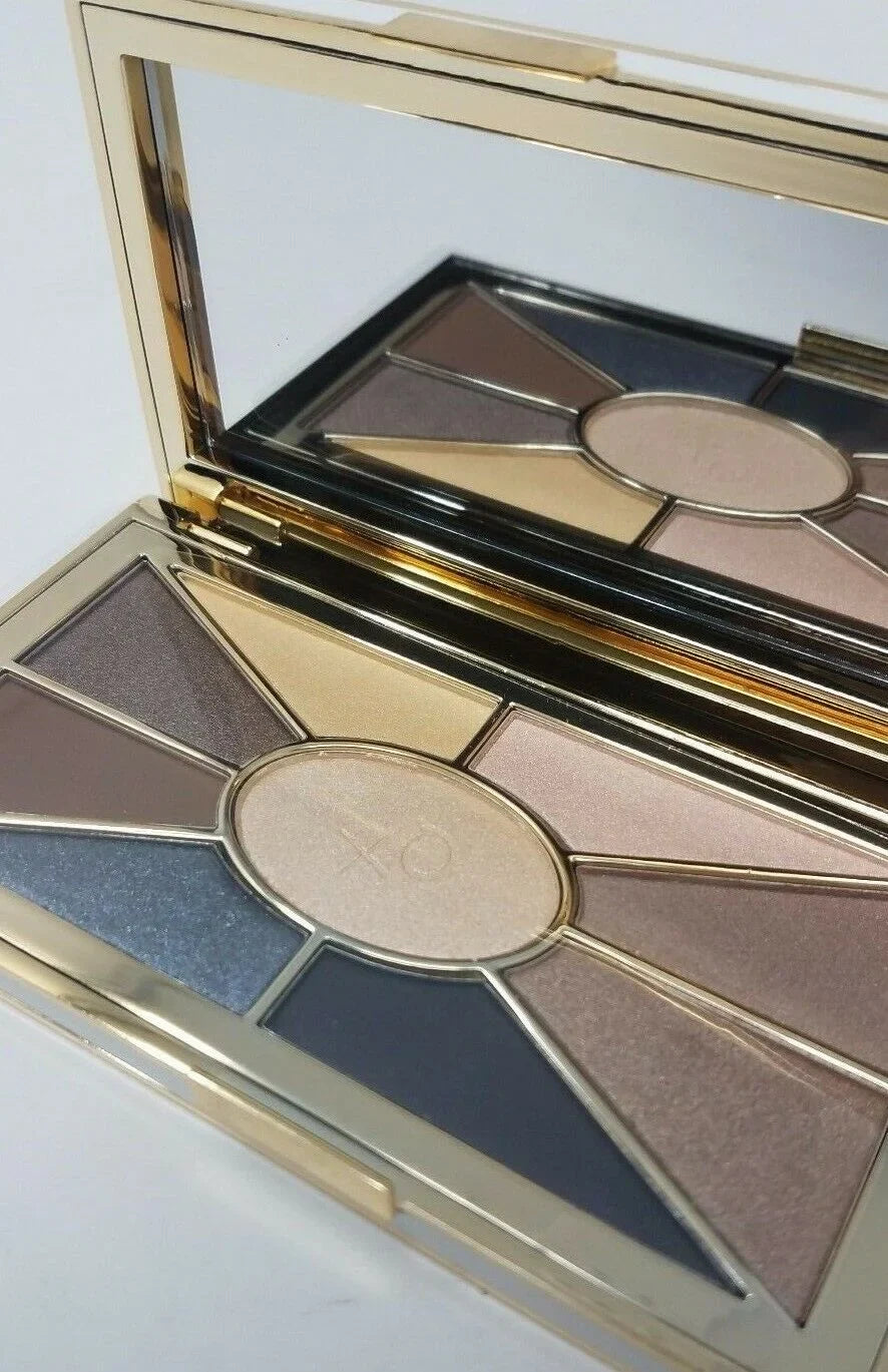 Mirabella Eyeshadow Collection UNDRESSED Eyeshadow Palette + Highlighter